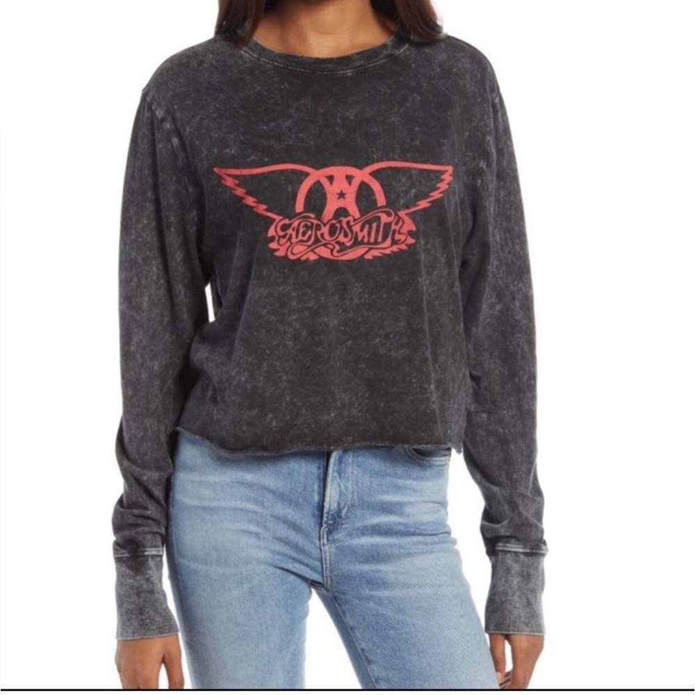 NWOUT T&D Aerosmith crop top